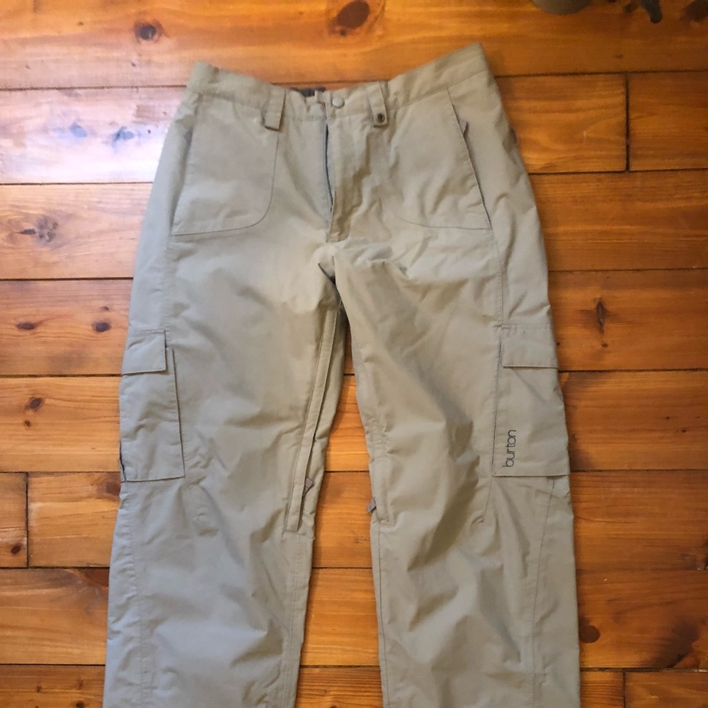 Burton Women’s Snowboard Pants-in khaki- Medium